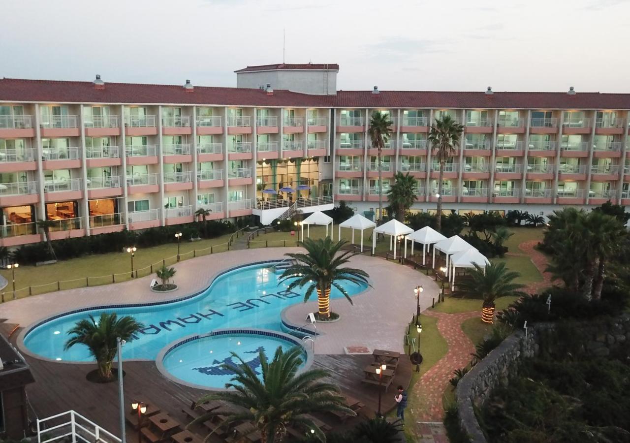 Blue Hawaii Resort 3*
