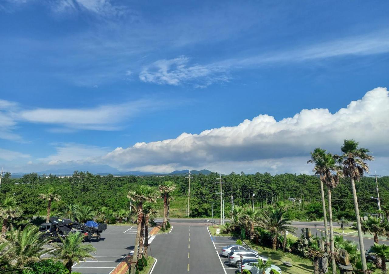 Blue Hawaii Resort 3*