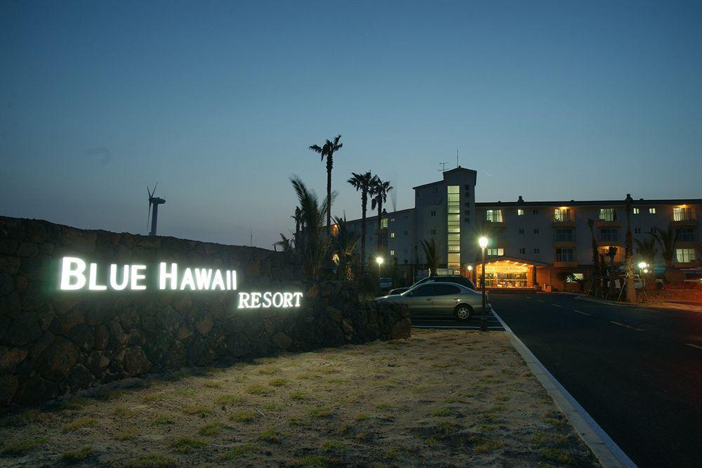 Blue Hawaii 3*
